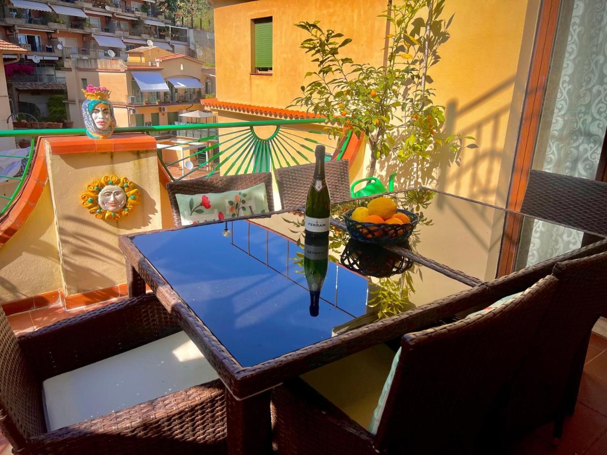 La Fontanella Apartment Taormina Eksteriør billede