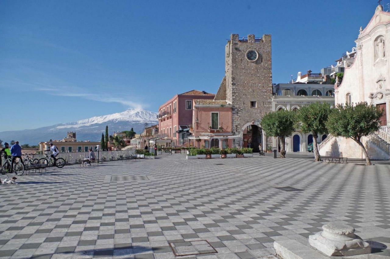 La Fontanella Apartment Taormina Eksteriør billede