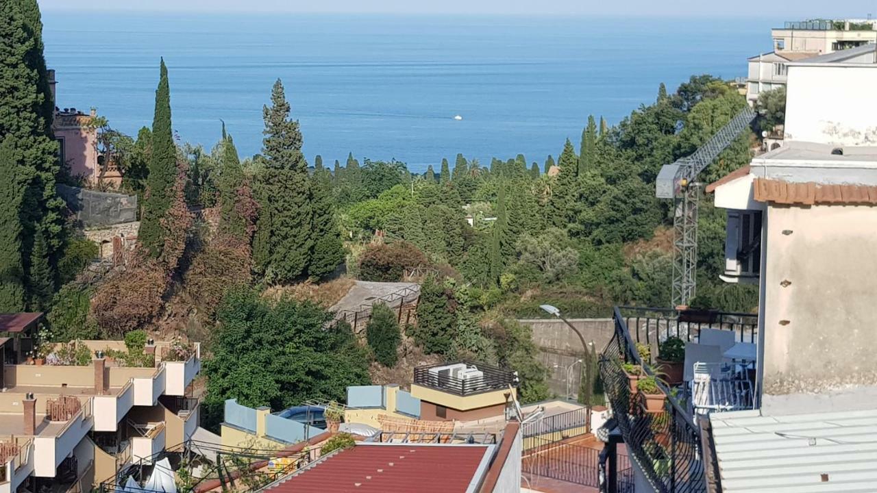La Fontanella Apartment Taormina Eksteriør billede